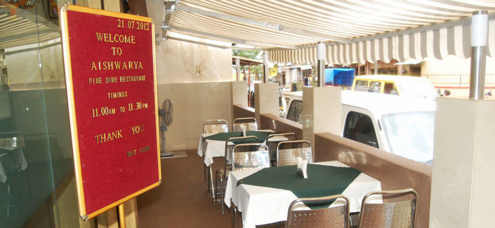 Oyo 2026 Hotel Aishwarya Residency Navi Mumbai Eksteriør bilde