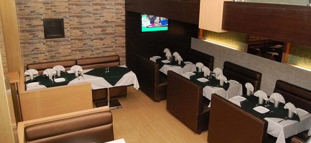 Oyo 2026 Hotel Aishwarya Residency Navi Mumbai Eksteriør bilde